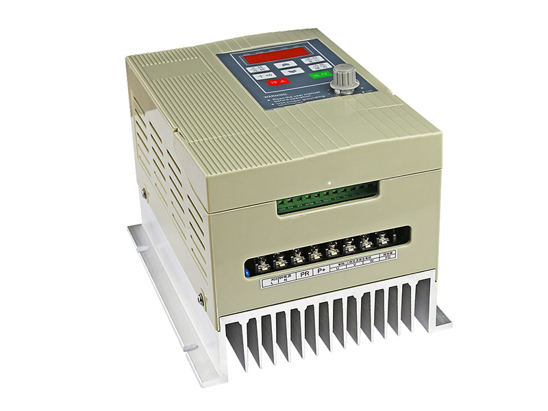 3000H通用變頻器，三相通用變頻器，變頻器生產(chǎn)廠家，變頻器價格