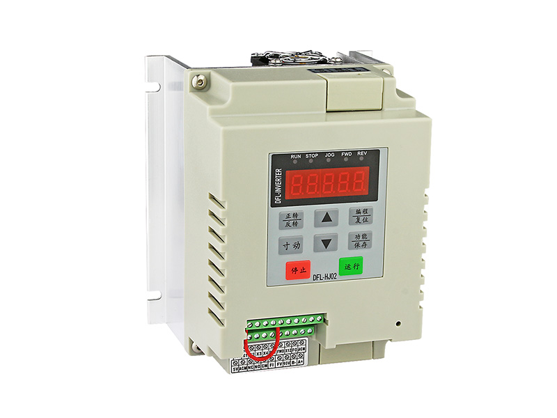 200N單相水泵變頻器，220V供水變頻器，恒壓供水變頻器