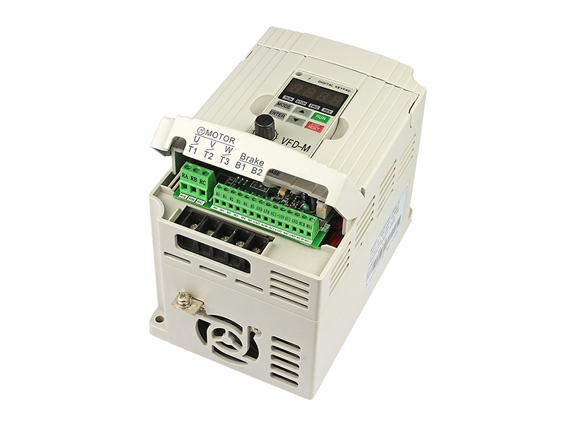 8000S通用變頻器，變頻調(diào)速器，變頻器廠家，電機(jī)變頻器，三相變頻器