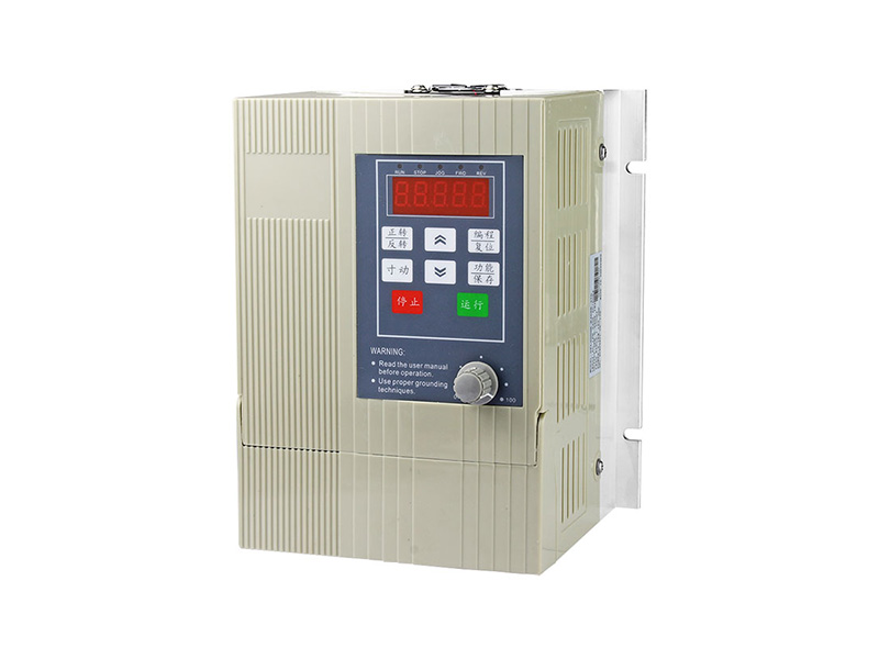 3000H單相水泵變頻器，恒壓供水專(zhuān)用變頻器，變頻器廠(chǎng)家